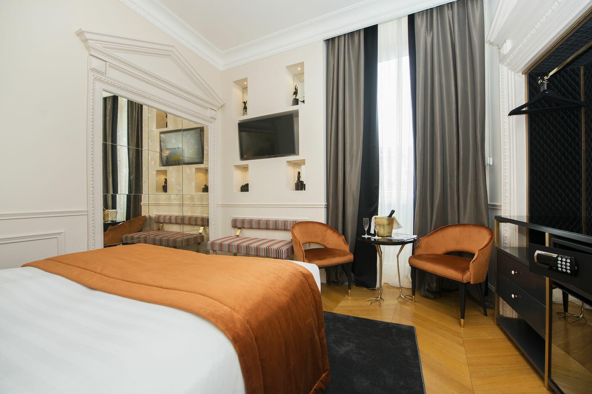 Torre Argentina Relais - Residenze Di Charme Hotel Rome Exterior photo